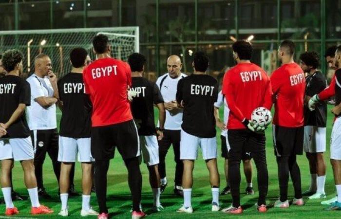 بالبلدي: بـ10
      لاعبين..
      منتخب
      مصر
      يبدأ
      تحضيراته
      لمواجهتي
      أنجولا
      وجنوب
      السودان
      في
      تصفيات
      أمم
      إفريقيا