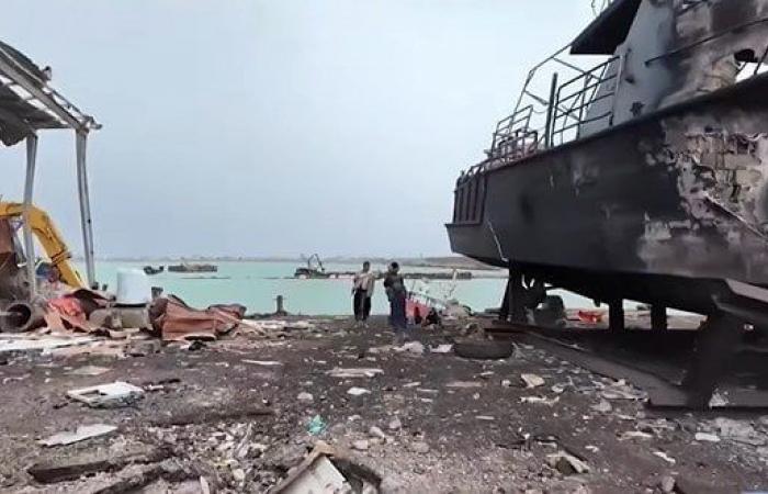 بالبلدي : مستشار
      وزير
      الدفاع
      اليمني
      يحذر
      من
      استمرار
      تدفق
      الأسلحة
      الإيرانية
      للحوثيين