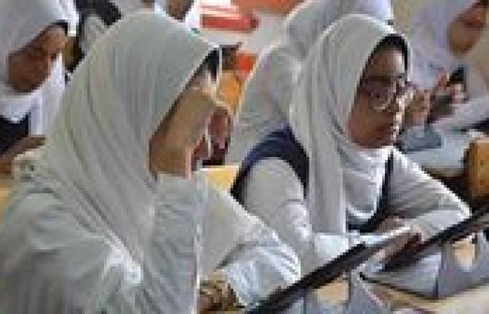 بالبلدي : عاجل|
      «لا
      للغياب
      والتأخير»..
      المدارس
      الثانوية
      توجه
      تحذيرًا
      للطلاب
      مع
      انطلاق
      العام
      الدراسي
