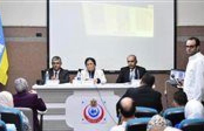 بالبلدي: نائب
      وزير
      الصحة
      تتفقد
      منشآت
      صحية
      بالبحيرة
      والإسكندرية