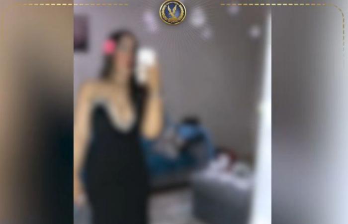 بالبلدي: ضبط
      صانعة
      محتوى
      لنشرها
      فيديوهات
      رقص
      خادشة
      للحياء
      في
      أكتوبر
      بالجيزة|
      شاهد