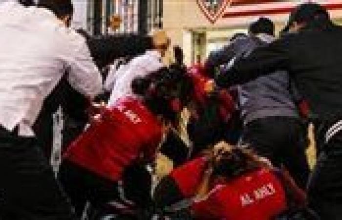 بالبلدي: أزمة
      "خناقة"
      الزملكاوية
      والأهلاوية
      في
      الكرة
      النسائية
      بعد
      السداسية