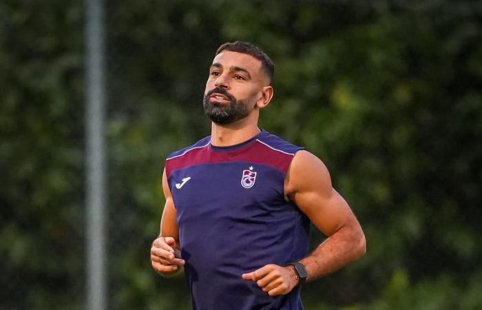 بالبلدي : تفاصيل
      لقاء
      مدرب
      طرابزون
      سبور
      الجديد
      مع
      محمد
      صلاح
      قبل
      مواجهة
      جالطة
      سراي