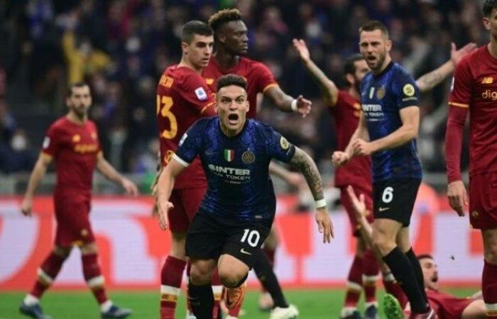 بالبلدي : قمة
      نارية..
      روما
      يستضيف
      إنتر
      ميلان
      في
      صراع
      الصدارة
      بالدوري
      الإيطالي