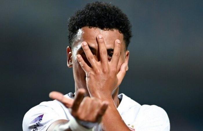 بالبلدي : عاجل..
      الزمالك
      يعلن
      رسميًا
      انتقال
      خوان
      بيزيرا
      إلى
      شباب
      الأهلي
      الإماراتي