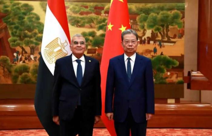 رئيس
      مجلس
      الشيوخ
      يلتقي
      قيادات
      صينية
      رفيعة
      في
      بكين
      لتعزيز
      الشراكة
      الاستراتيجية
      بين
      البلدين