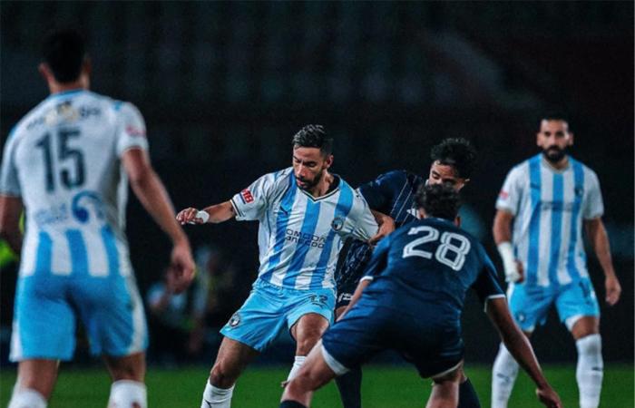 بالبلدي : بيان
      شديد
      اللهجة..
      بيراميدز
      ينفجر
      في
      وجه
      لجنة
      الحكام
      ويتوجه
      بطلب
      عاجل