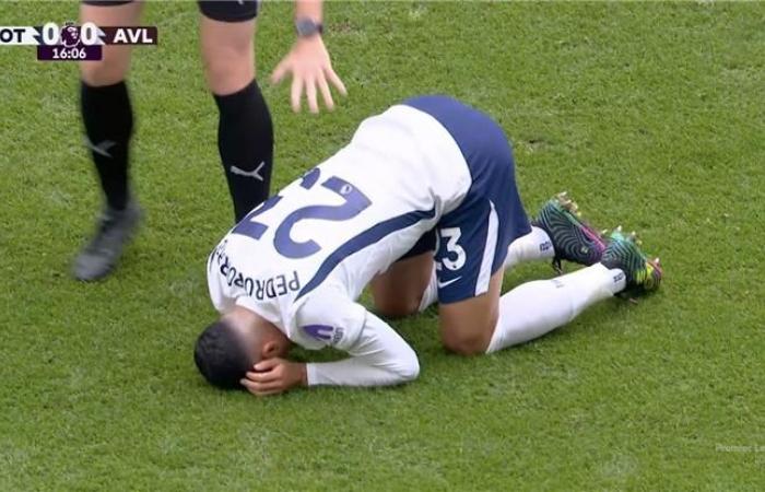 بالبلدي : لاعب
      توتنهام
      يغادر
      مواجهة
      أستون
      فيلا
      مصابًا
