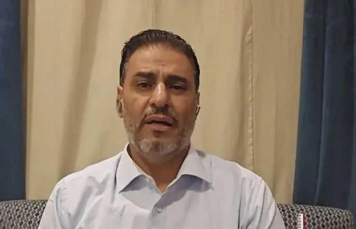مستشار
      وزير
      الدفاع
      اليمني:
      تعدد
      الجبهات
      يستنزف
      الحوثيين..
      والمليشيات
      تتكبد
      خسائر
      كبيرة