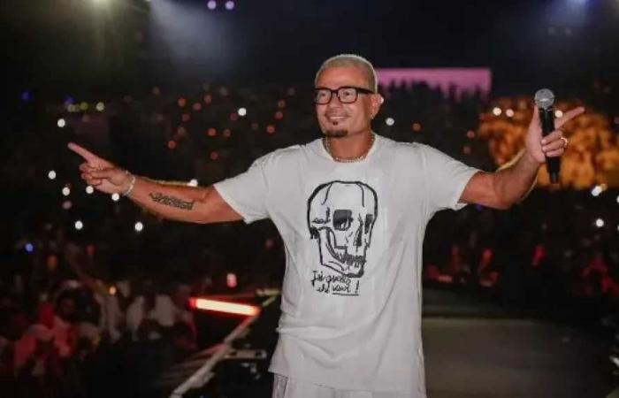 عمرو
      دياب
      يتصدر
      تريند
      يوتيوب
      في
      الشرق
      الأوسط
      بـ«لولا
      البنات»
      بعد
      حفله
      في
      الأردن