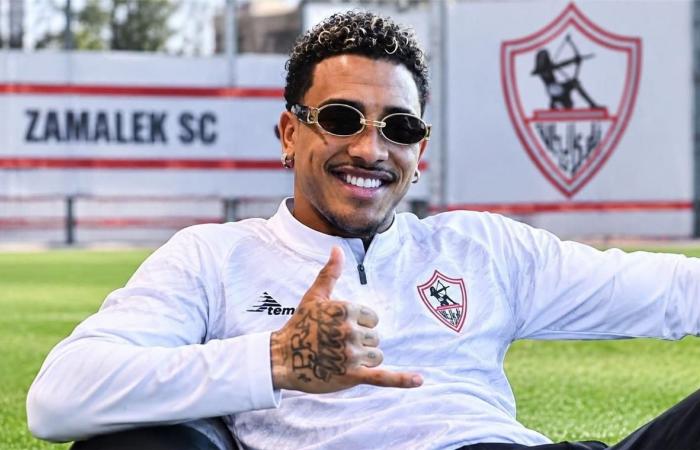 بالبلدي : مقارنة
      مع
      نجم
      الأهلي
      وبصمة
      واضحة..
      ماذا
      قدم
      بيزيرا
      مع
      الزمالك
      قبل
      انتقاله
      إلى
      شباب
      أهلي
      دبي؟