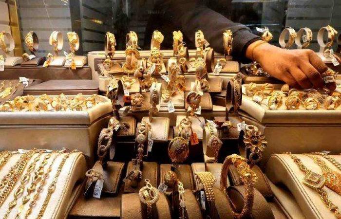 بالبلدي: ارتفاع
      في
      أسعار
      الذهب
      خلال
      مستهل
      التعاملات..
      وعيار
      21
      يسجل
      6380
      جنيها