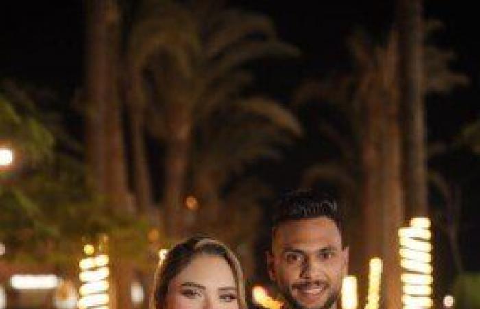 بالبلدي : زفاف
      مهاب
      أبو
      الدهب
      وحبيبة
      الطيب