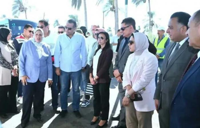 محافظ
      البحيرة
      توجه
      بسرعة
      الانتهاء
      من
      الأعمال
      المتبقية
      في
      رصف
      طريق
      علي
      ماهر