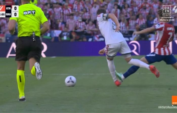 بالبلدي : آرشيفو
      فار:
      أتلتيكو
      مدريد
      كان
      يستحق
      بطاقة
      حمراء
      في
      واقعة
      فالفيردي