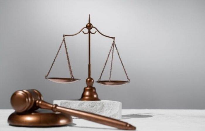 بالبلدي : لـ
      20
      أكتوبر..
      تأجيل
      محاكمة
      المتهم
      بقتل
      سيدة
      وتقطيع
      جثمانها
      في
      عين
      شمس