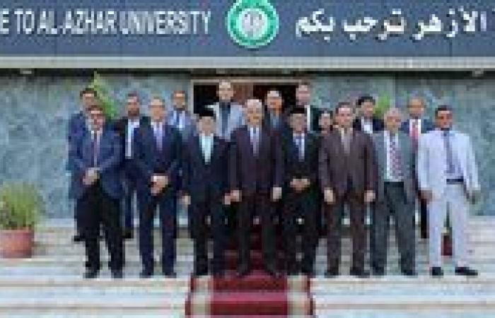 بالبلدي : صديق
      يستقبل
      وزير
      الثقافة
      الإندونيسي
      لبحث
      سبل
      التعاون
      بين
      الجانبين