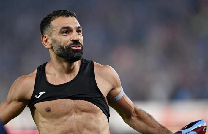 بالبلدي : فيديو
      |
      مشجعة
      لـ
      ليفربول
      تسافر
      إلى
      تركيا
      لدعم
      محمد
      صلاح
      أمام
      جالطة
      سراي