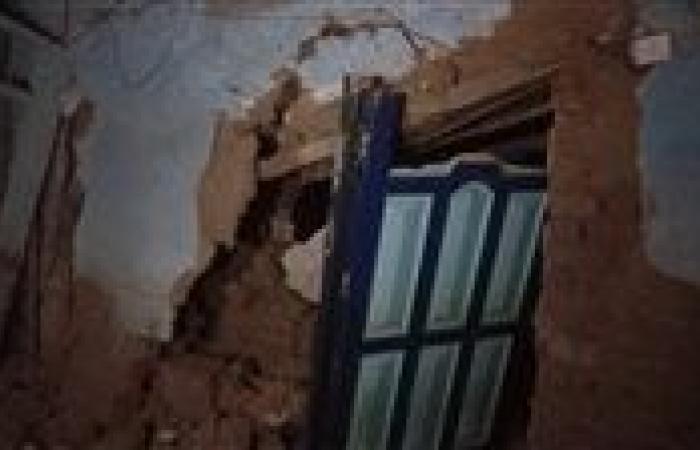 بالبلدي : انهيار
      عقار
      قديم
      في
      قرية
      جروان
      بالمنوفية