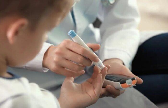 بالبلدي: مرض
      السكري
      يُهدد
      حياة
      أطفالنا..
      6
      علامات
      تستحق
      الانتباه