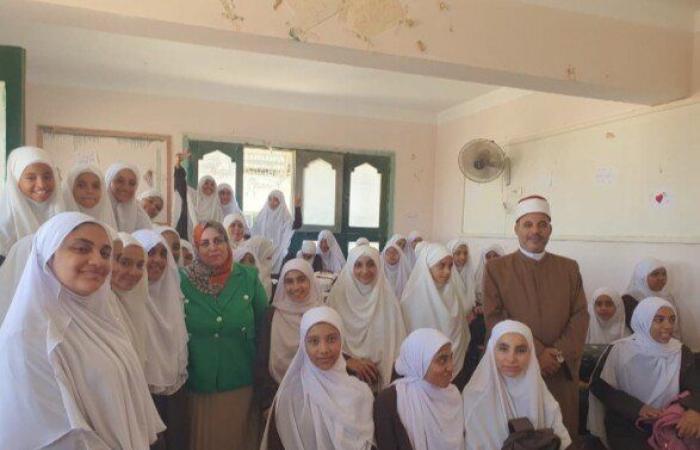 بالبلدي : قافلة
      خريجي
      الأزهر
      بالغربية
      تناقش
      أثر
      التكنولوجيا
      الحديثة
      في
      بناء
      الوعي
      بمعهد
      فتيات
      الغردقة