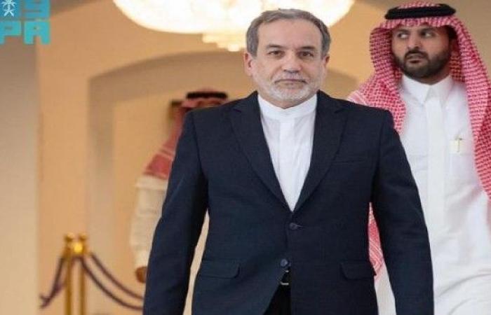 بالبلدي: عراقجي
      يغادر
      طهران
      إلى
      نيويورك
      وسط
      تصاعد
      التوتر
      مع
      واشنطن