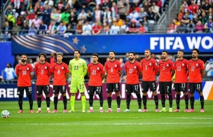 بالبلدي : وصول
      صلاح
      ومرموش..
      5
      محترفين
      ينضمون
      لمعسكر
      منتخب
      مصر