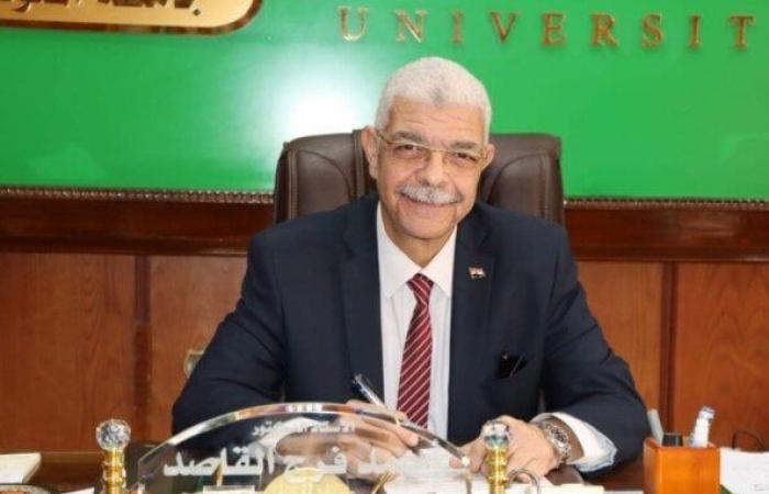 بالبلدي : رئيس
      جامعة
      المنوفية
      عن
      واقعة
      تعدي
      طبيب
      بـ«الحذاء»
      على
      ممرضة:
      لن
      نتستر
      على
      أي
      خطأ