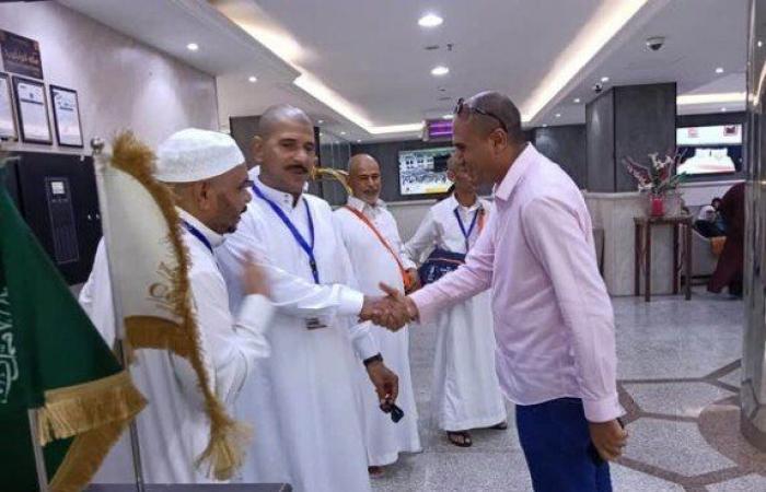 بالبلدي : وزارة
      السياحة
      تتابع
      شركات
      العمرة
      ميدانيًا
      في
      مكة
      والمدينة