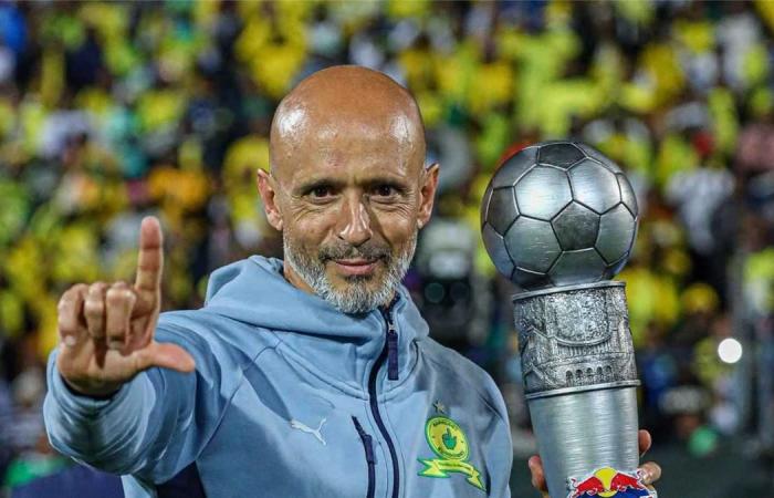 بالبلدي : مدرب
      صن
      داونز:
      تدريب
      الأهلي
      شرف..
      وأتمنى
      ضم
      هذا
      اللاعب
      من
      صفوفه