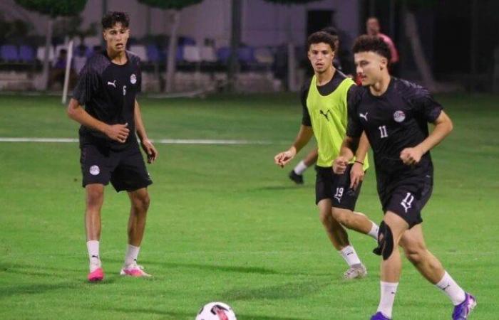 بالبلدي : منتخب
      مصر
      للشباب
      يختتم
      استعداداته
      لمواجهة
      ليبيا
      في
      تصفيات
      أمم
      إفريقيا
