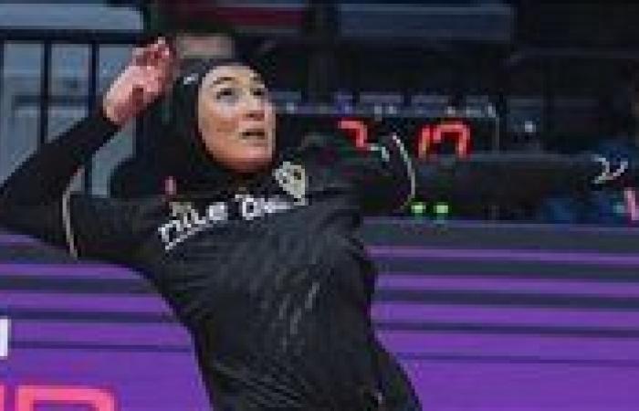 بالبلدي: دينا
      نبيل
      تكشف
      أزمة
      الزمالك
      مع
      مريم
      متولى
      بسبب
      مليون
      جنيه
