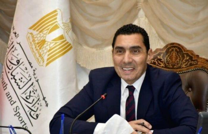 بالبلدي: مجانًا
      لمدة
      أسبوع..
      وزير
      الشباب
      والرياضة
      يفتح
      مراكز
      الشباب
      للصم
      وضعاف
      السمع