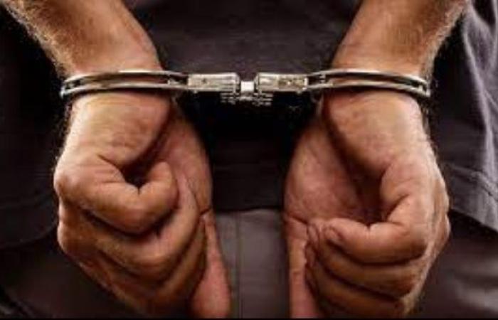 بالبلدي: النيابة
      تحقق
      في
      اتهام
      سائق
      بالتعدي
      على
      طفلة
      5
      سنوات
      بالزيتون