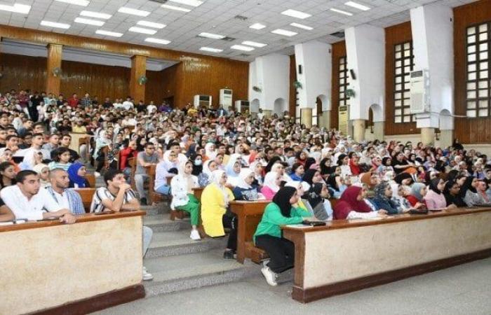 بالبلدي: بعد
      نتيجة
      الثانوية
      العامة..
      كيف
      يتجاوز
      الطلاب
      صدمة
      الكلية
      والتخصص؟