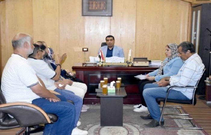 بالبلدي : نائب
      محافظ
      الأقصر
      يُوجّه
      بتدريب
      أصحاب
      المشروعات
      الصغيرة
      ومتابعتهم
      ميدانيًا
      لمدة
      6
      أشهر