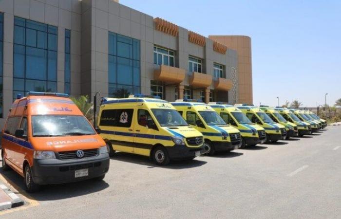 بالبلدي : مكالمة
      عابرة
      للقارات..
      الإسعاف
      يطمئن
      مغتربًا
      أمريكيًا
      على
      والدته
      في
      بني
      سويف