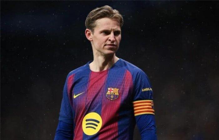 بالبلدي : قبل
      مواجهة
      خيتافي..
      دي
      يونج
      يقترب
      من
      العودة
      إلى
      برشلونة