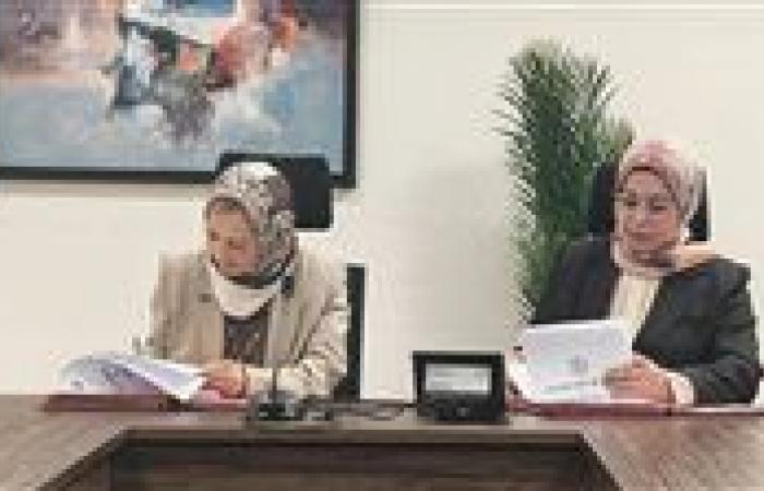 بالبلدي : 4
      جامعات
      تتعاون
      مع
      «الصحة»
      لتدريب
      صيادلة
      الامتياز
      وتأهيلهم
      لسوق
      العمل