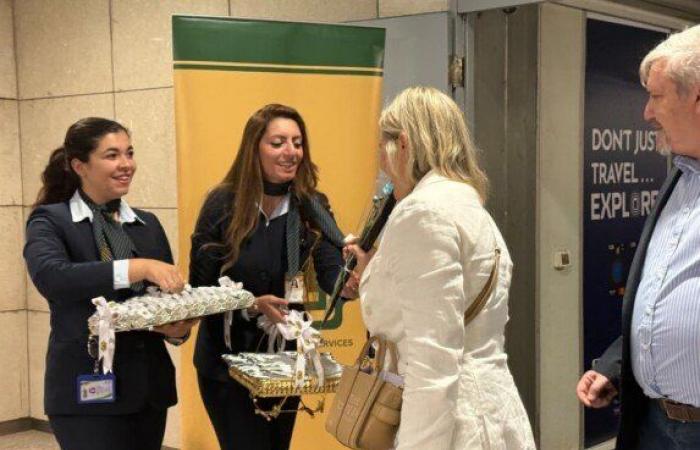 بالبلدي : مطار
      القاهرة
      يستقبل
      أولى
      رحلات
      شركة
      Aegean
      Airlines
      القادمة
      من
      سالونيكي