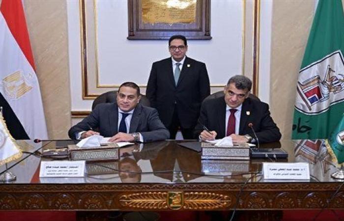 بالبلدي: جامعة
      القاهرة
      توقع
      تعاونًا مع
      وزارة
      العدل
      لعلاج
      أعضاء
      الهيئات
      القضائية