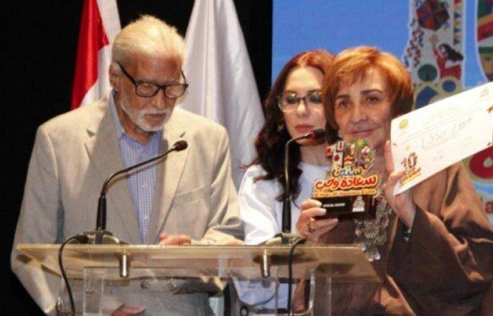 بالبلدي: «أولادنا»
      يختتم
      دورته
      العاشرة
      بتكريم
      المبدعين
      من
      ذوي
      القدرات
      الخاصة