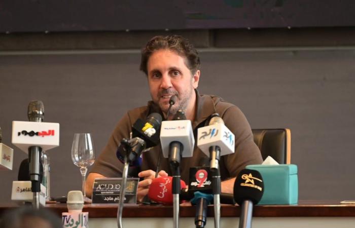 بالبلدي: "خيال
      مريض"
      في
      العاصمة
      الجديدة..
      تفاصيل
      العرض
      الأول
      وتصريحات
      أبطال
      العمل
