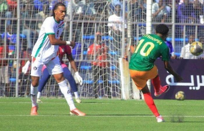 بالبلدي: السودان
      يهزم
      إثيوبيا
      والسنغال
      تتعادل
      مع
      موزمبيق
      في
      تصفيات
      أمم
      إفريقيا
