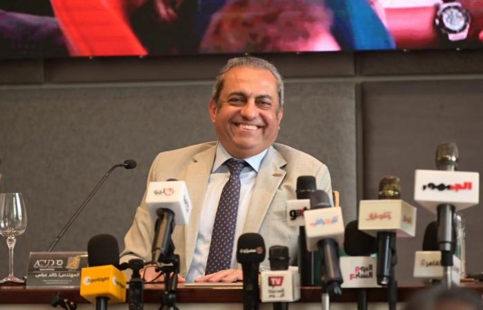 بالبلدي: "خيال
      مريض"
      في
      العاصمة
      الجديدة..
      تفاصيل
      العرض
      الأول
      وتصريحات
      أبطال
      العمل