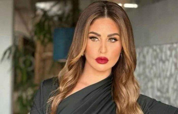 بالبلدي : مي
      سليم
      تكشف
      رغبتها
      في
      تقديم
      دويتو
      وتوضح
      تأثير
      صراحتها
      على
      حياتها
      المهنية