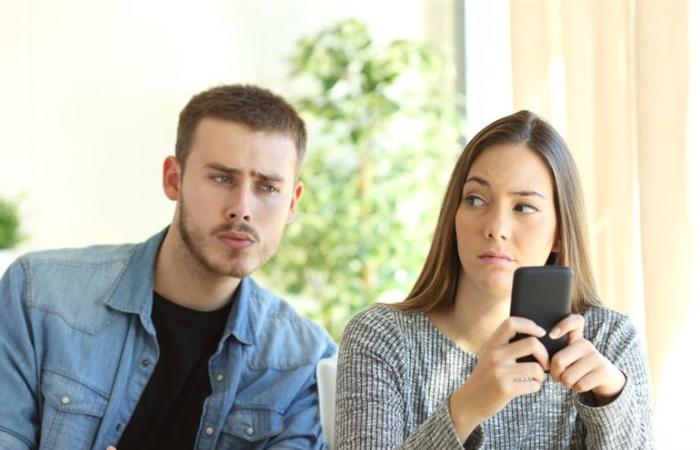 بالبلدي : الرجل الشكاك: صفاته وعيوبه وطرق التعامل معه