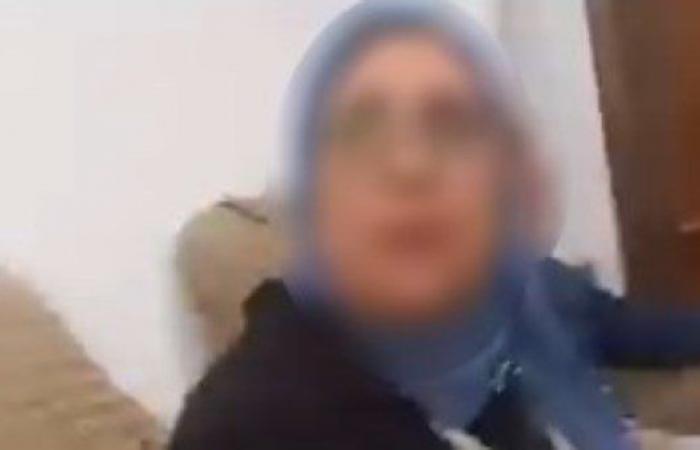 بالبلدي : «الداخلية»
      تُكشف
      حقيقة
      فيديو
      مشاجرة
      مديرة
      مدرسة
      وولية
      أمر
      بمصر
      القديمة