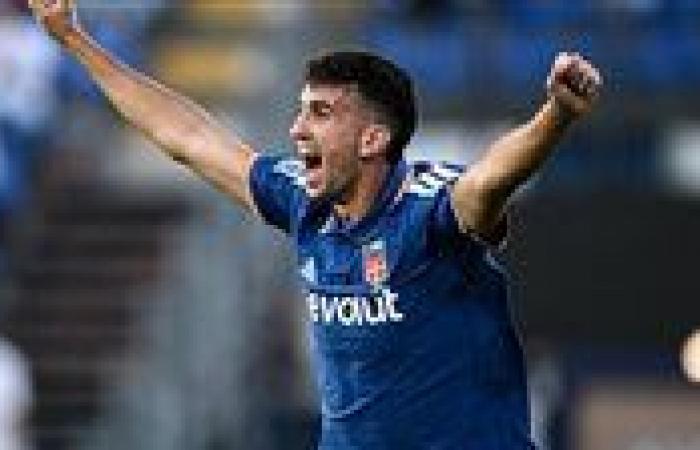 بالبلدي: جاكوبو
      رامون
      يرفض
      العودة
      إلى
      ريال
      مدريد
      ويتمسك
      باستمرار
      تجربته
      مع
      كومو