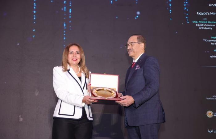 بالبلدي : بحضور
      حكومي
      ومؤسسي
      واسع..
      انطلاق
      الدورة
      العاشرة
      للمؤتمر
      العربي
      للأمن
      السيبراني
      بالقاهرة